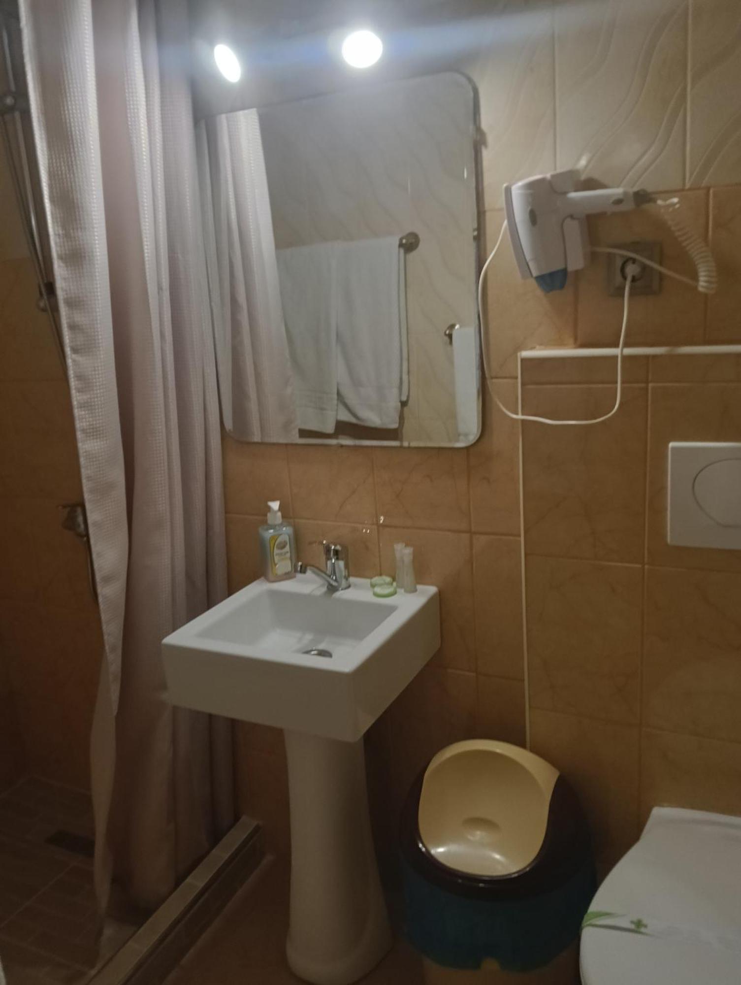 فندق Casa Heidi تيميشورا الغرفة الصورة