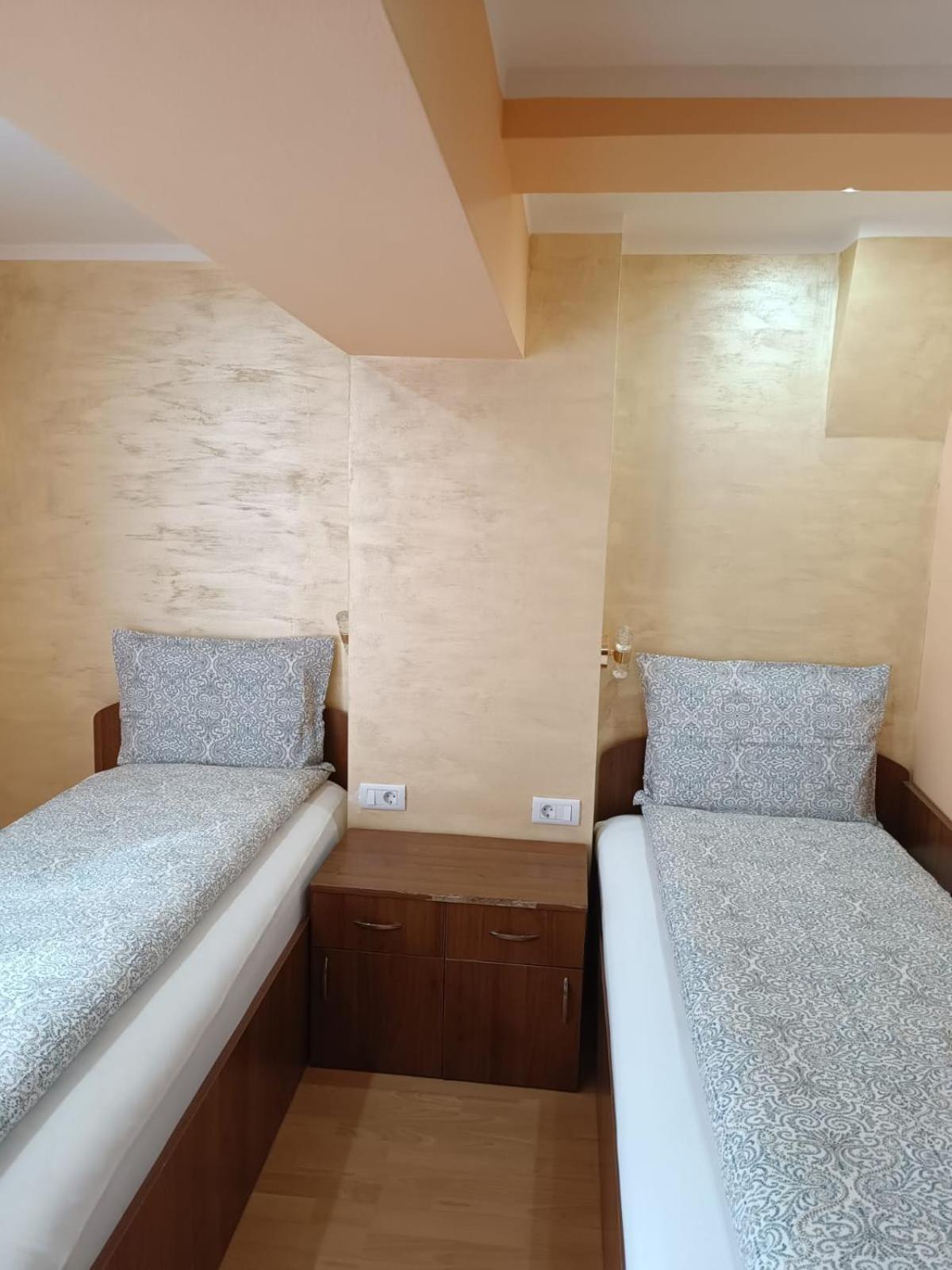 فندق Casa Heidi تيميشورا الغرفة الصورة