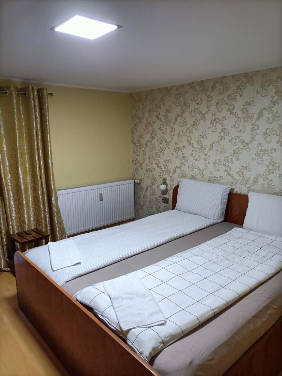 فندق Casa Heidi تيميشورا الغرفة الصورة